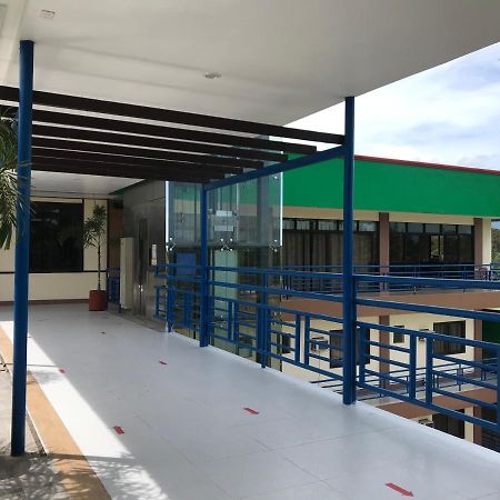 Southview Hotel Dumaguete City Bagian luar foto