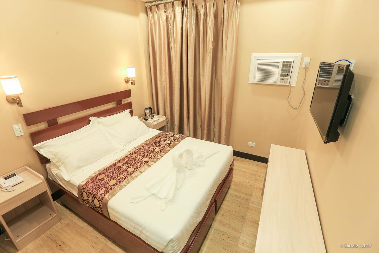 Southview Hotel Dumaguete City Bagian luar foto