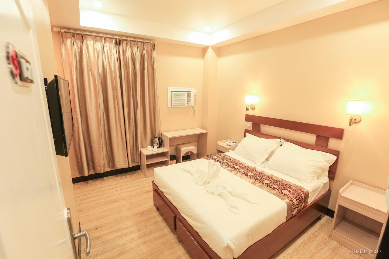 Southview Hotel Dumaguete City Bagian luar foto