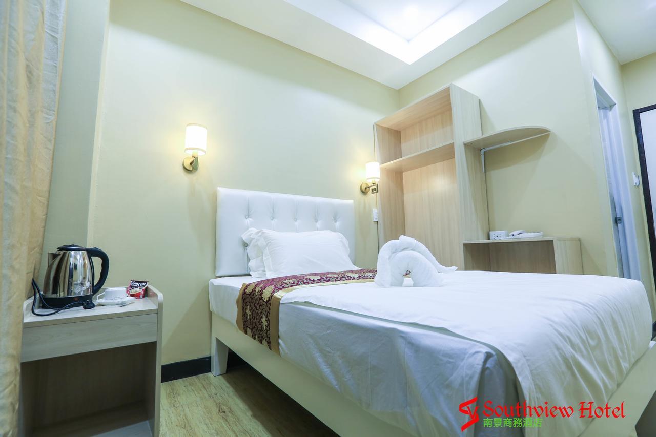 Southview Hotel Dumaguete City Bagian luar foto