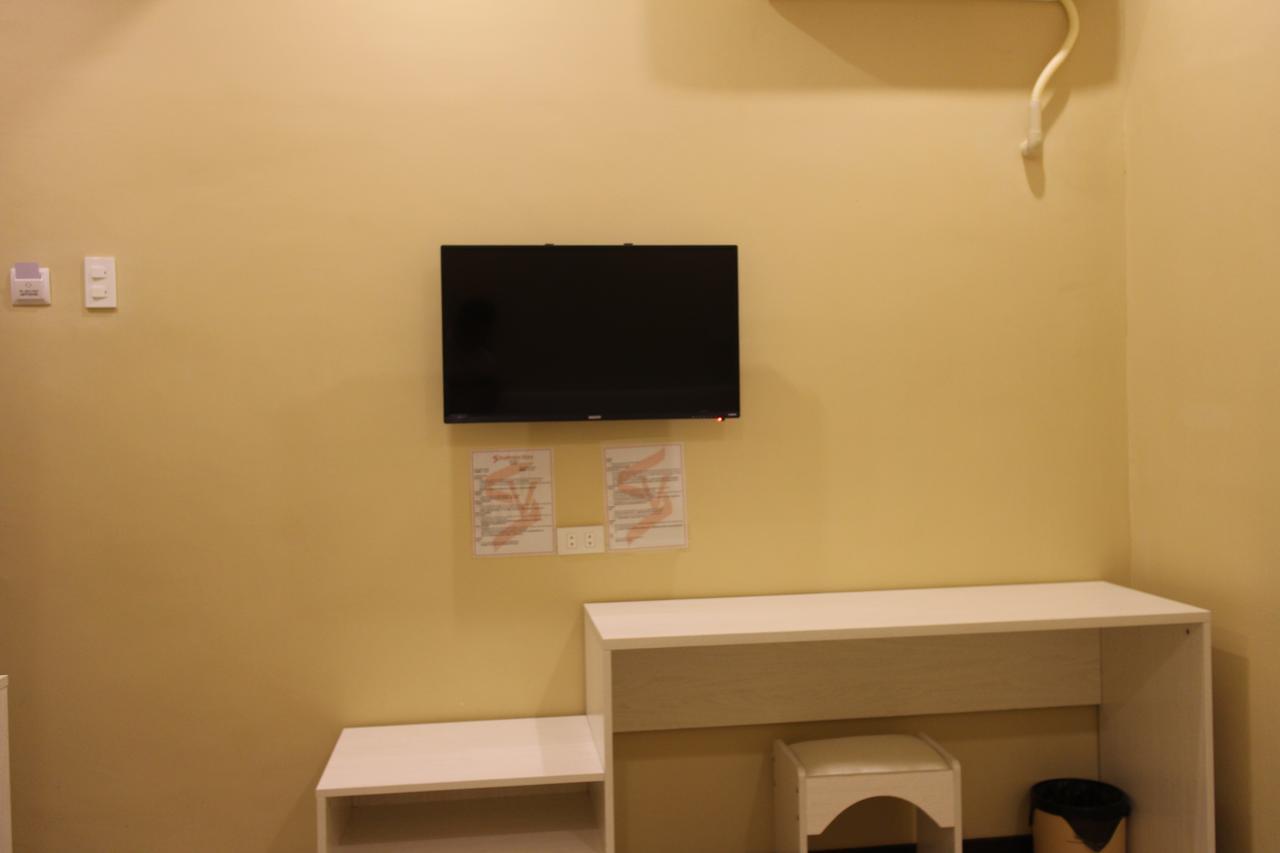 Southview Hotel Dumaguete City Bagian luar foto